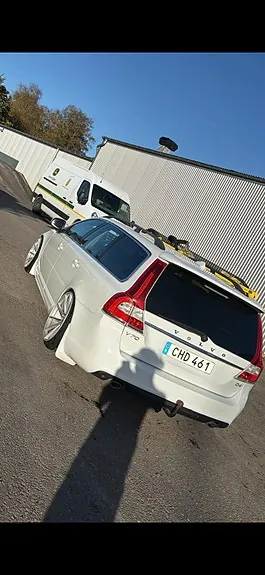Volvo V70 2015 photo 3