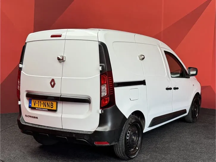 Renault Express 2023 photo 2