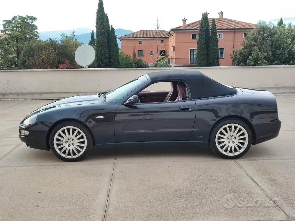 Maserati Spyder 2002 photo 2