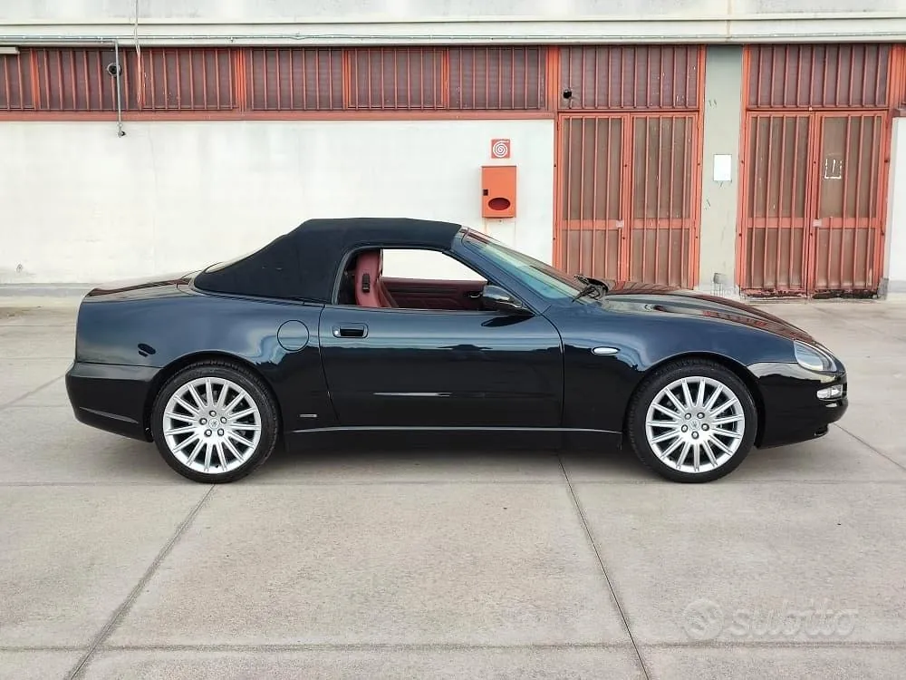 Maserati Spyder 2002 photo 4