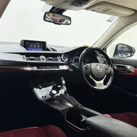 Lexus Ct 200H 2015 photo 4