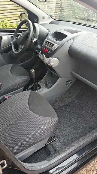 Toyota Aygo 2011 photo 5
