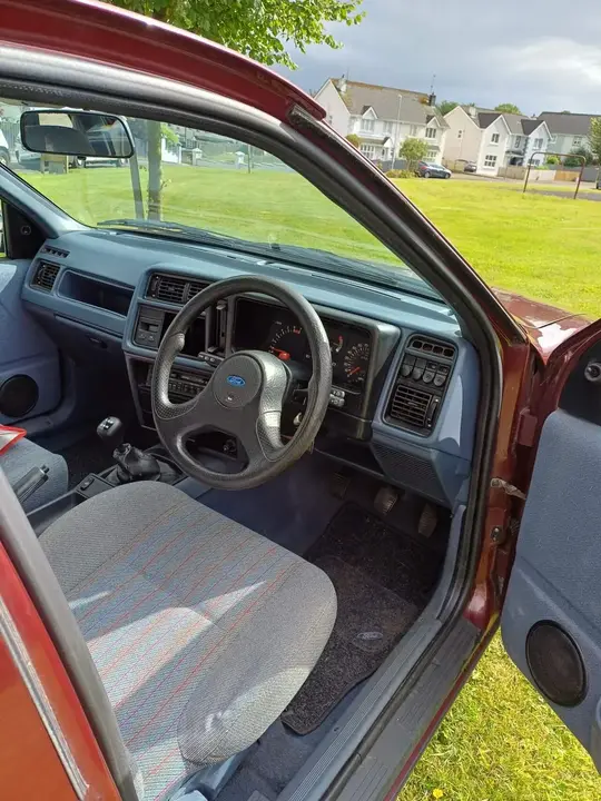 Ford Sierra 1990 photo 5