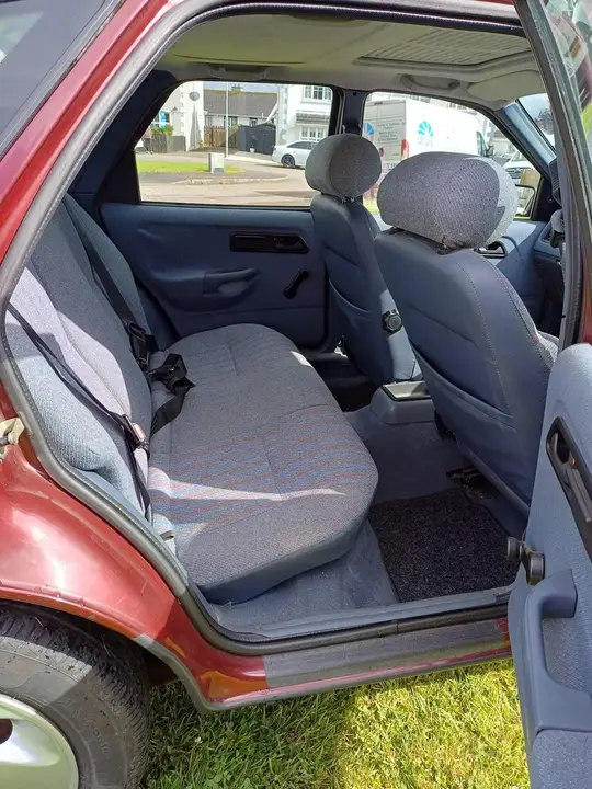 Ford Sierra 1990 photo 4