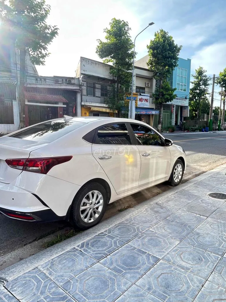 Hyundai Accent 2023 photo 2