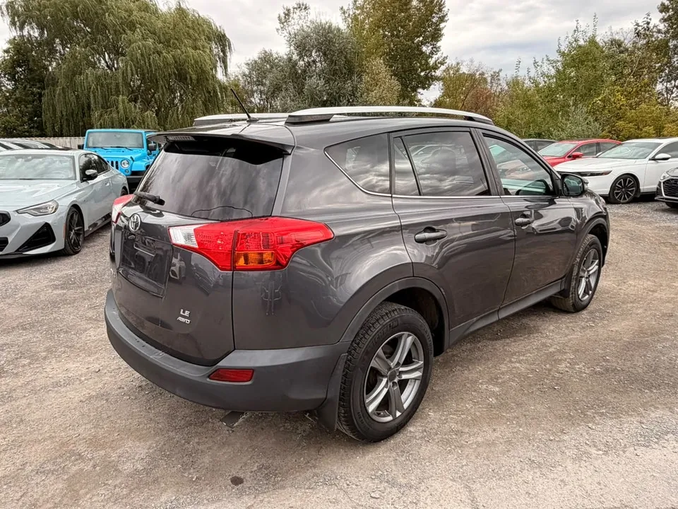 Toyota Rav4 2015 photo 4