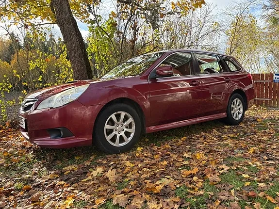 Subaru Legacy 2011 photo 3