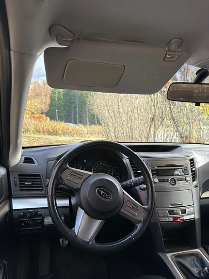 Subaru Legacy 2011 photo 5