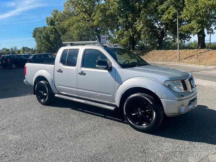 Nissan Navara 2009 photo 2