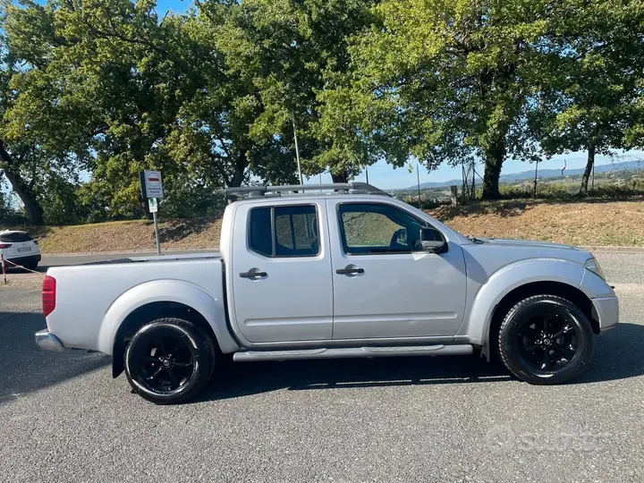 Nissan Navara 2009 photo 3