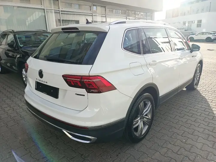 Volkswagen Tiguan Allspace 2023 photo 4