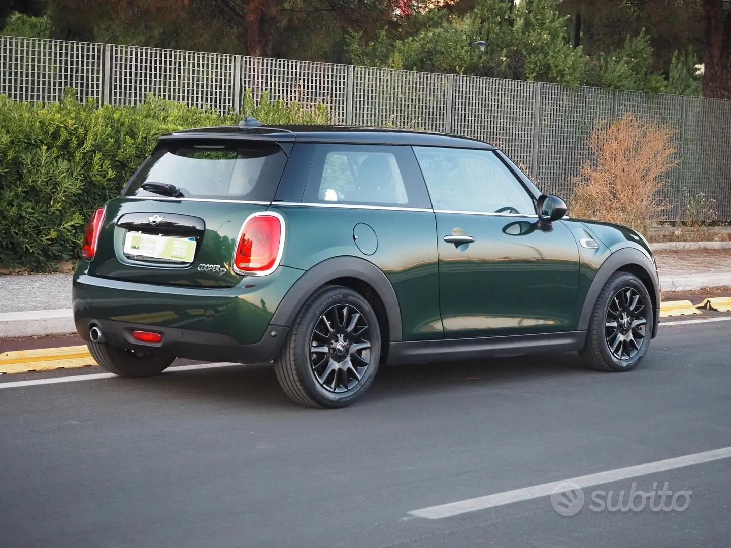 Mini Cooper 2017 photo 2
