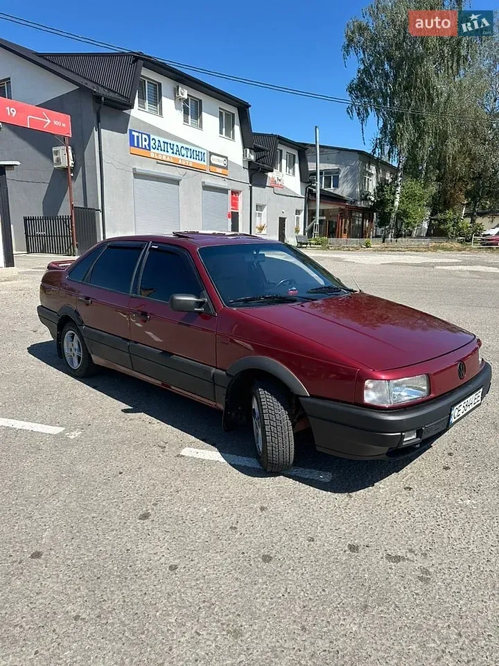 Volkswagen Passat 1990 photo 2