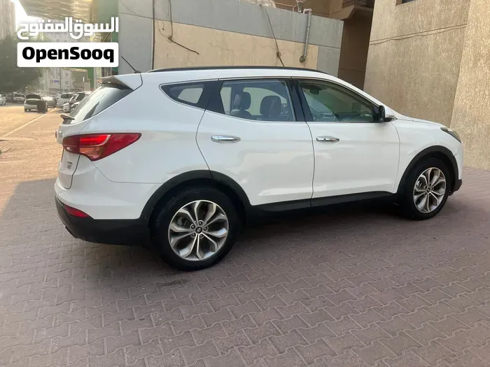 Hyundai Santa Fe 2015 photo 3