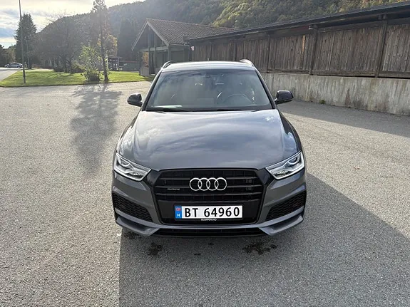 Audi Q3 2017 photo 2