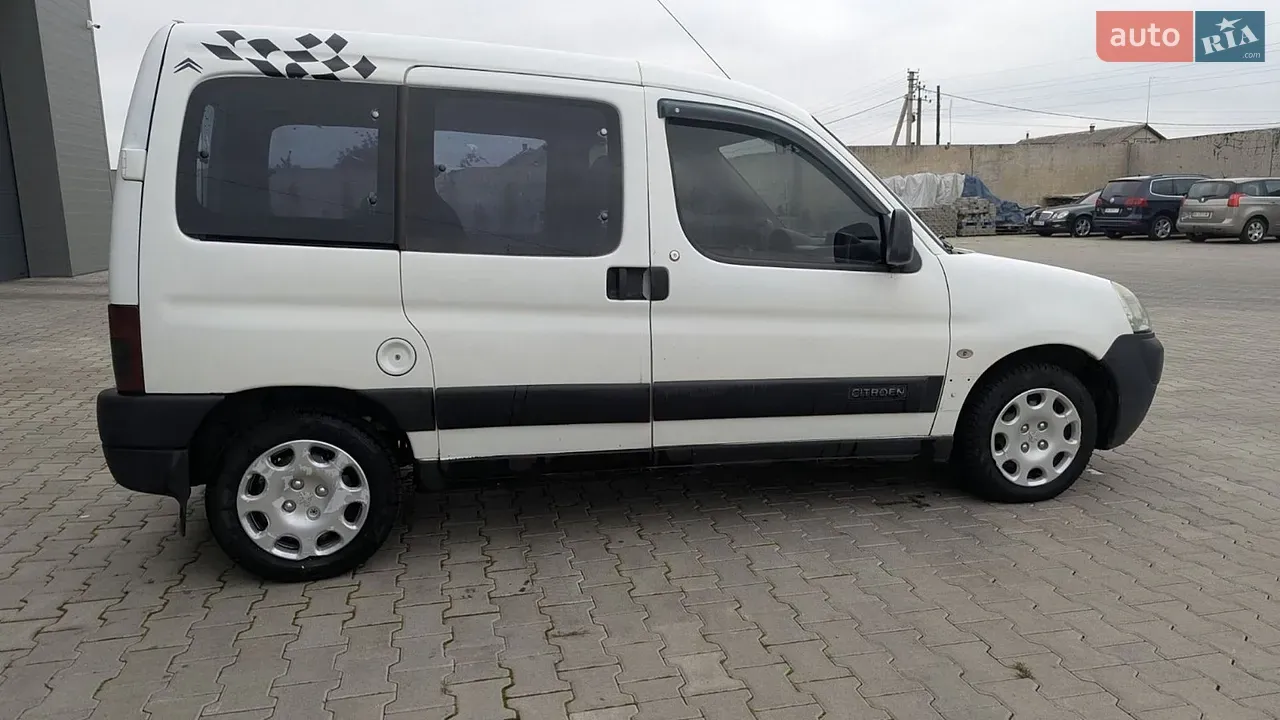 Citroen Berlingo 2004 photo 3