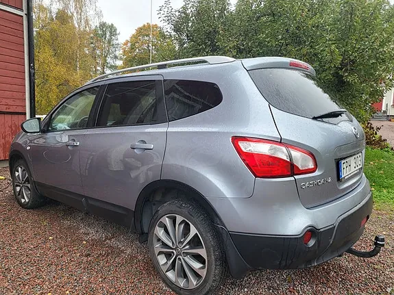 Nissan Qashqai+2 2012 photo 3