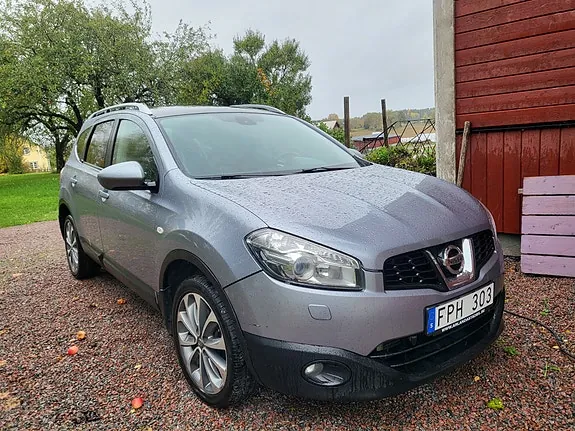 Nissan Qashqai+2 2012 photo 2