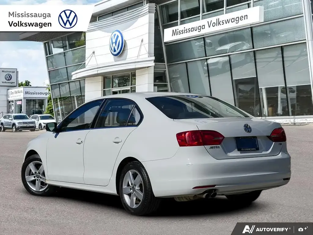 Volkswagen Jetta 2014 photo 4