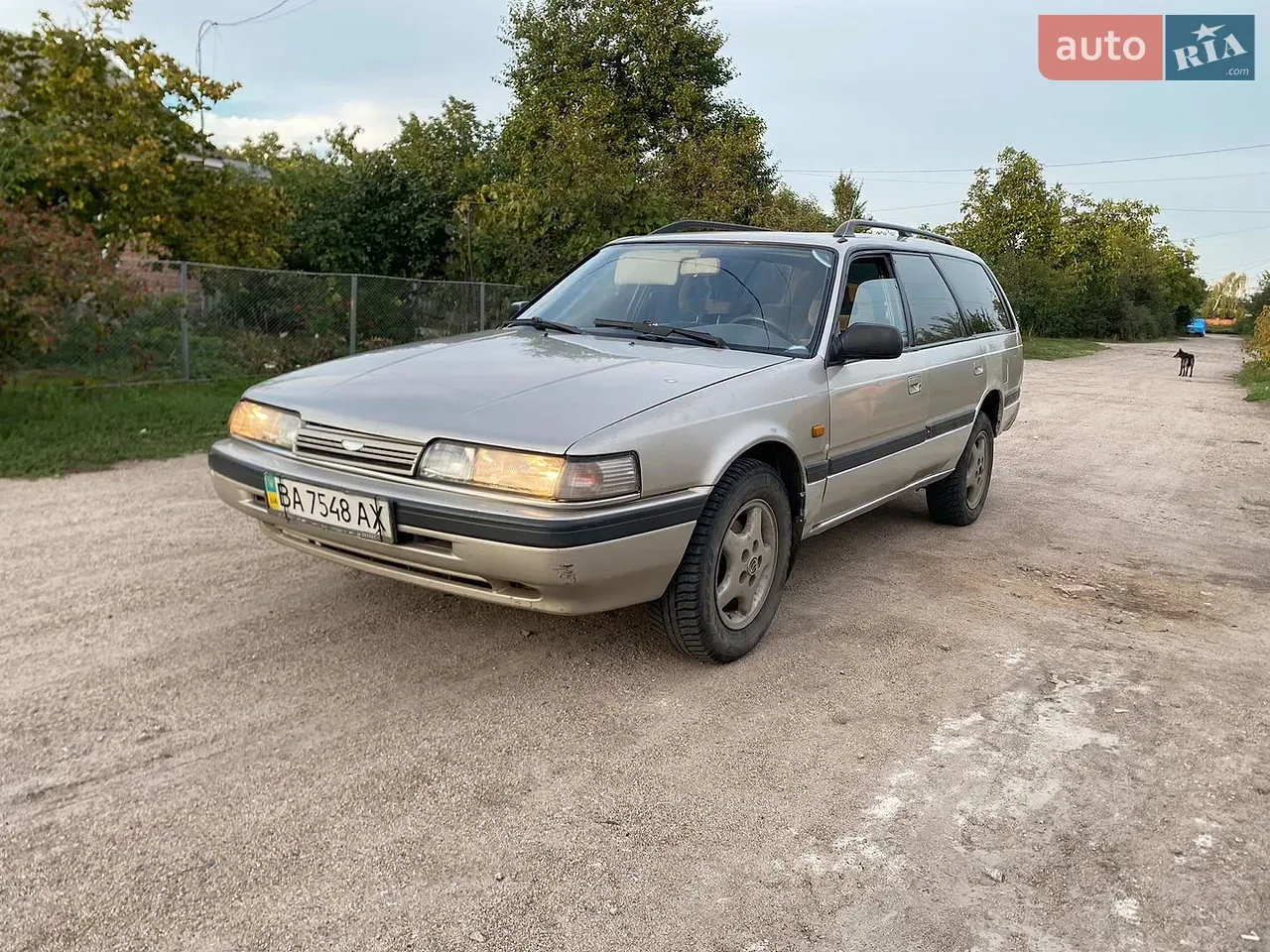 Mazda 626 1992 photo 2