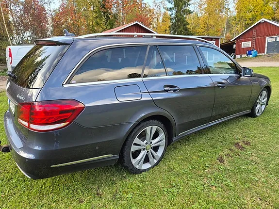 Mercedes-Benz E250 2014 photo 3