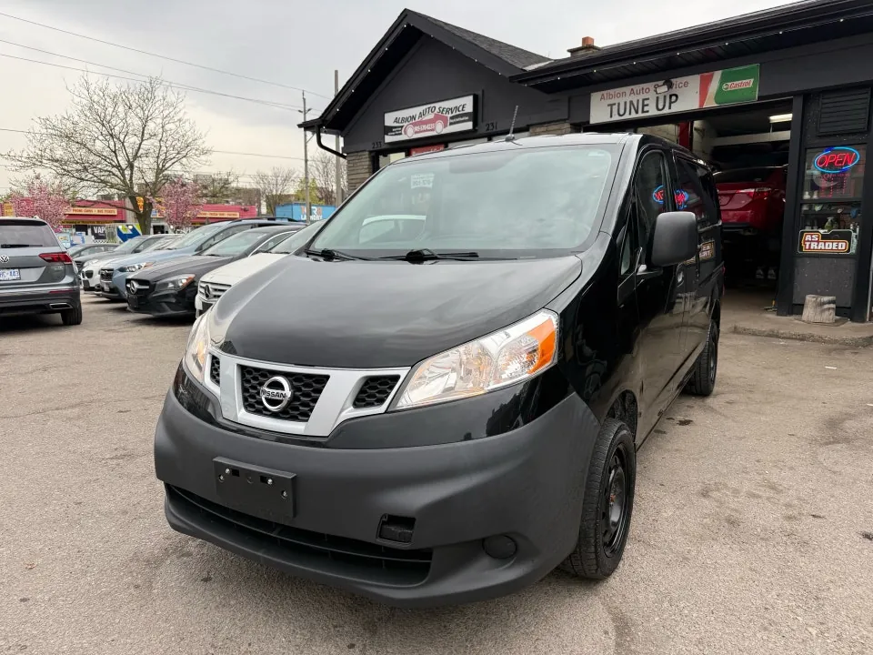 Nissan Nv200 2018 photo 2