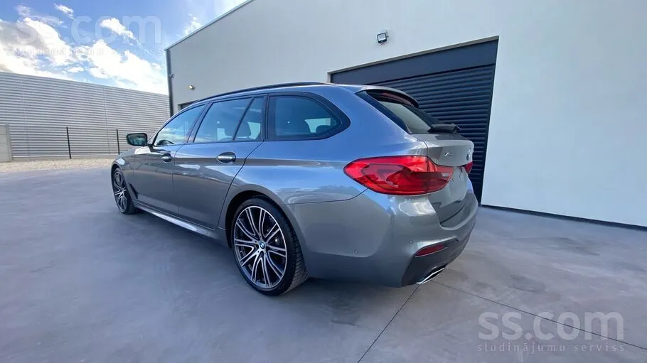 BMW 5 G31 540I 2018 photo 3