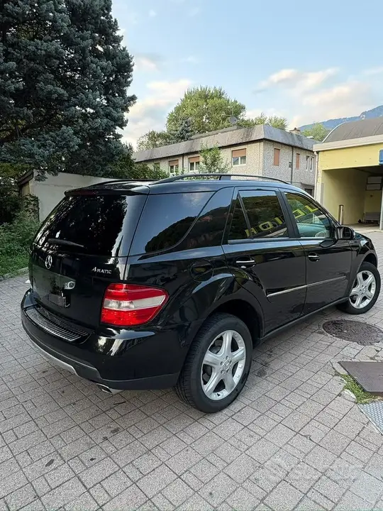 Mercedes-Benz Ml 320 2006 photo 2