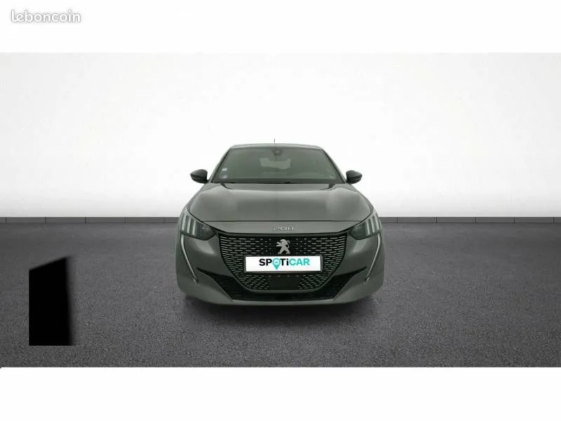Peugeot 208 2021 photo 2