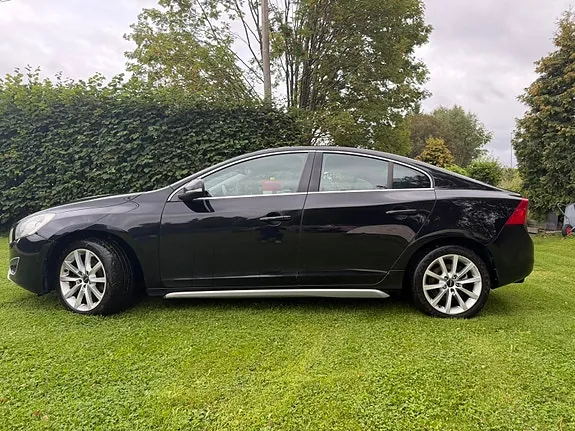 Volvo S60 2011 photo 5