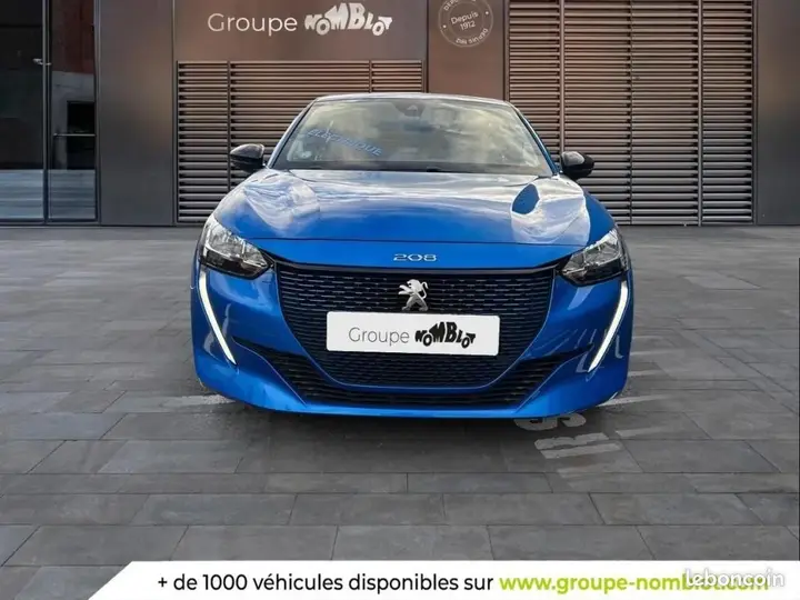 Peugeot 208 2023 photo 2