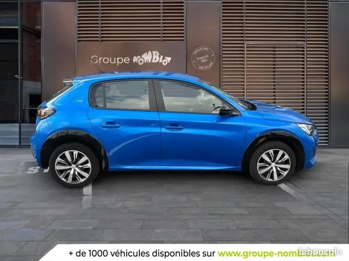 Peugeot 208 2023 photo 4