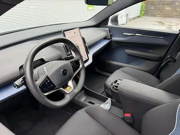 Volvo Ex30 2024 photo 5