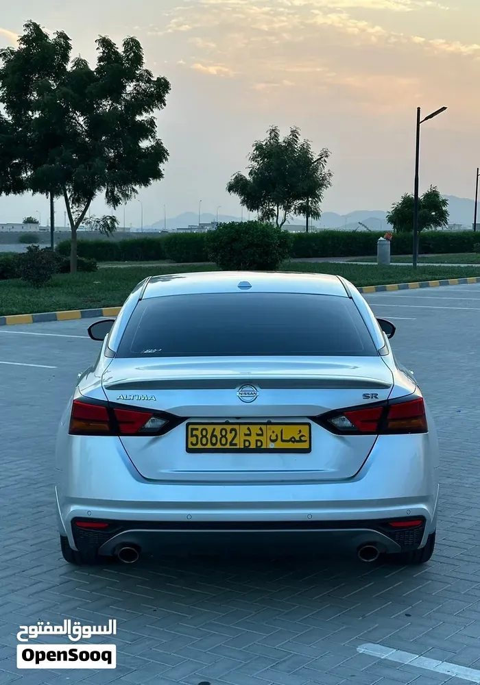 Nissan Altima 2020 photo 2