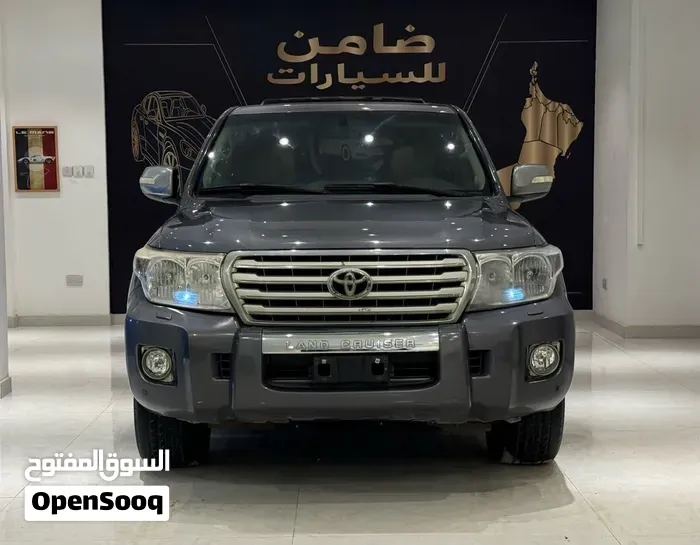 Toyota Land Cruiser 2011 photo 2