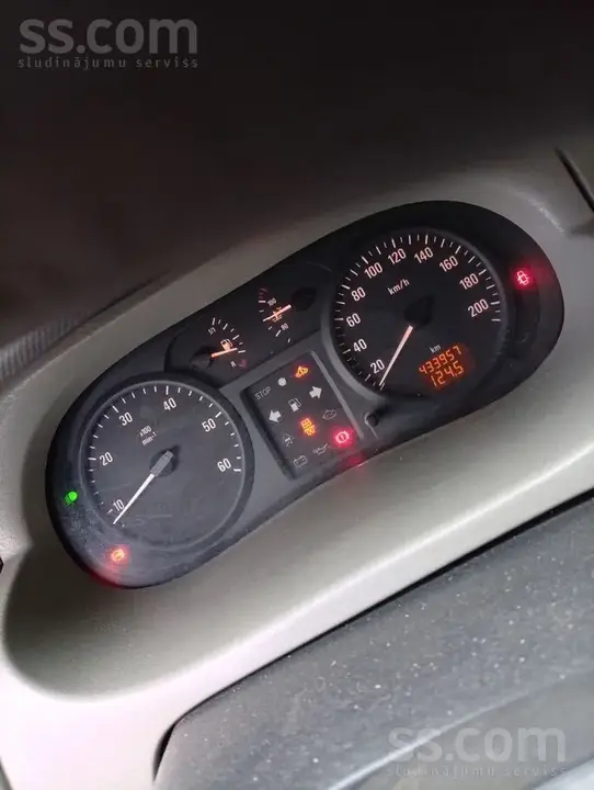 Opel Vivaro 2002 photo 2