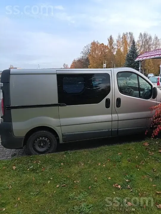 Opel Vivaro 2002 photo 4