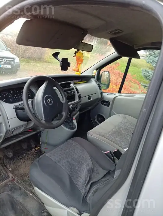 Opel Vivaro 2002 photo 3