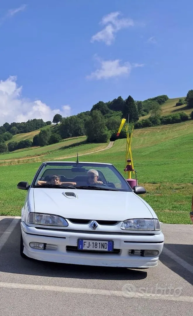 Renault 19