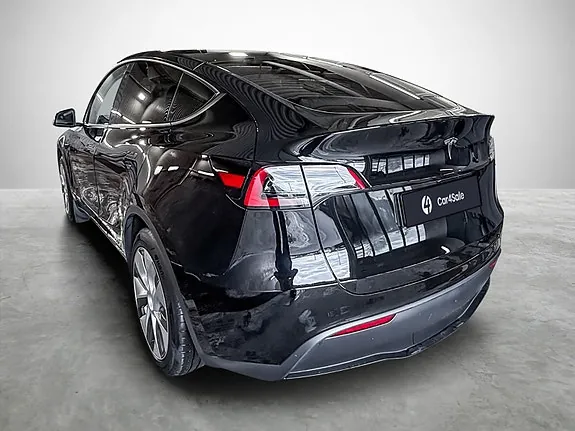 Tesla Model Y 2024 photo 3