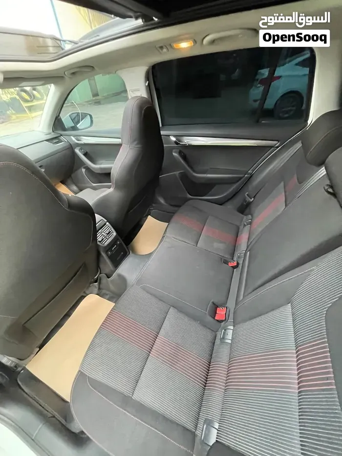 Skoda Octavia 2019 photo 2