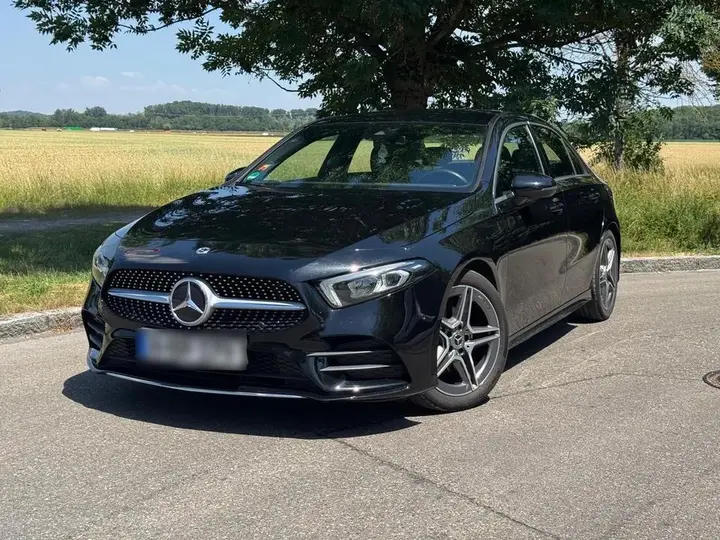 Mercedes-Benz A200