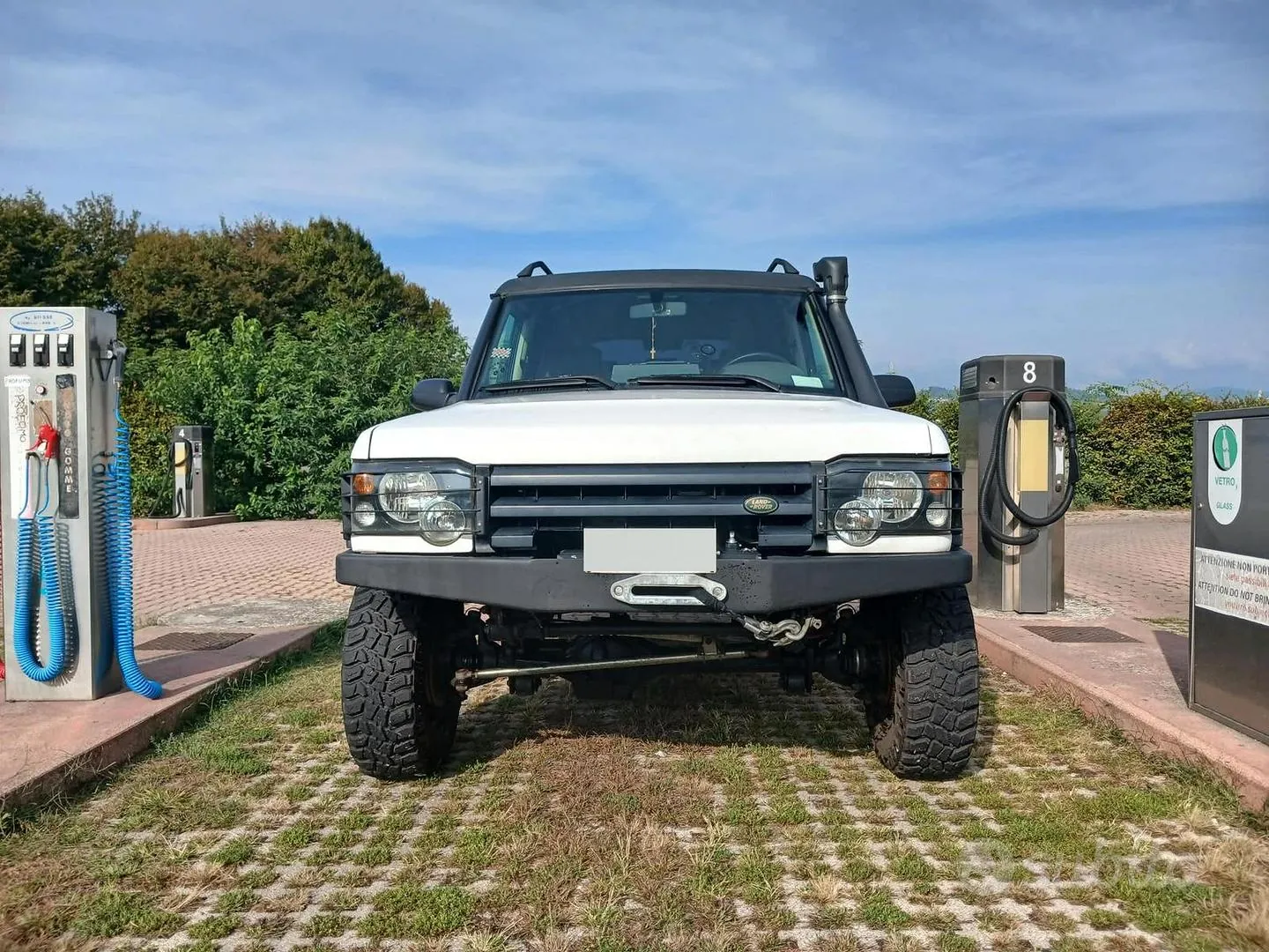Land Rover Discovery 1999 photo 2