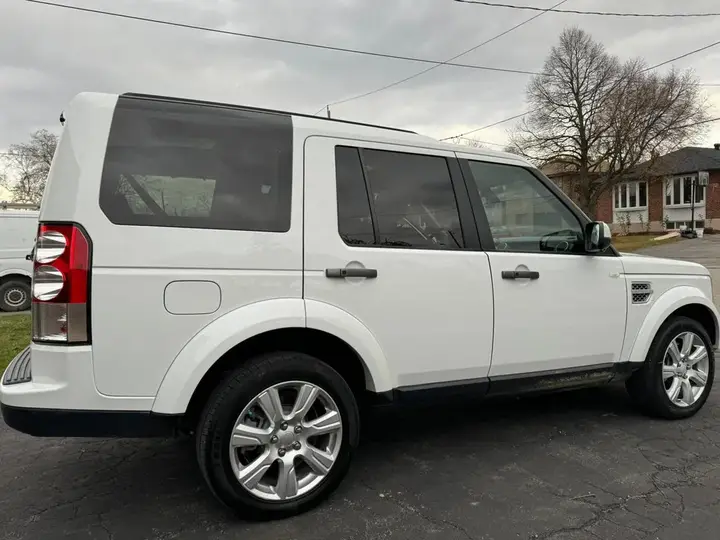 Land Rover Lr4 2013 photo 5