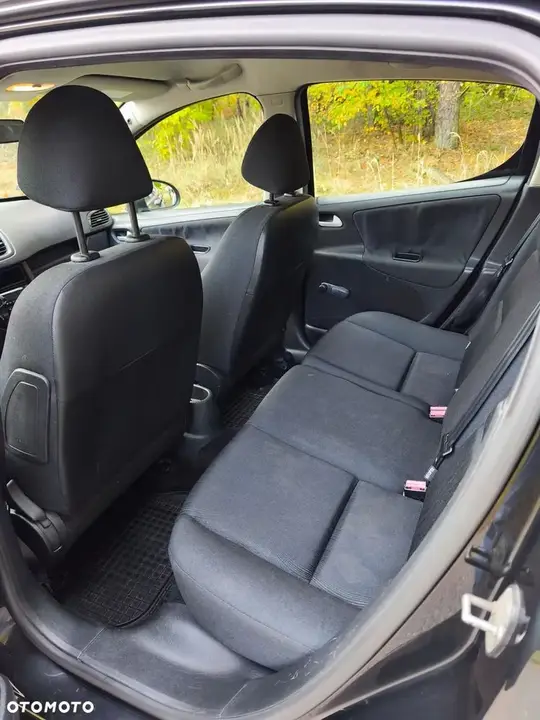 Peugeot 207 2007 photo 4