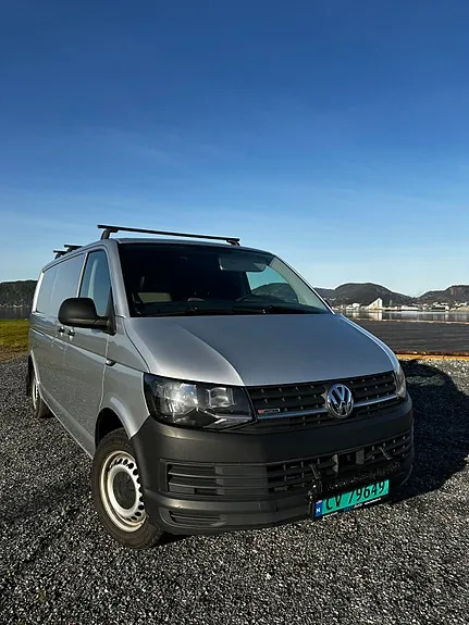 Volkswagen Transporter 2016 photo 2