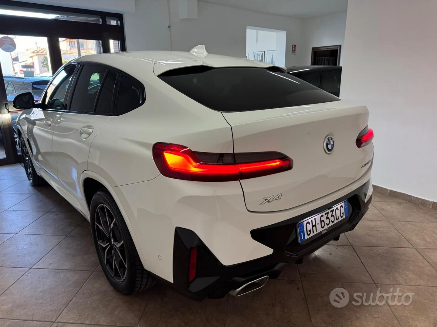 BMW X4 2022 photo 4
