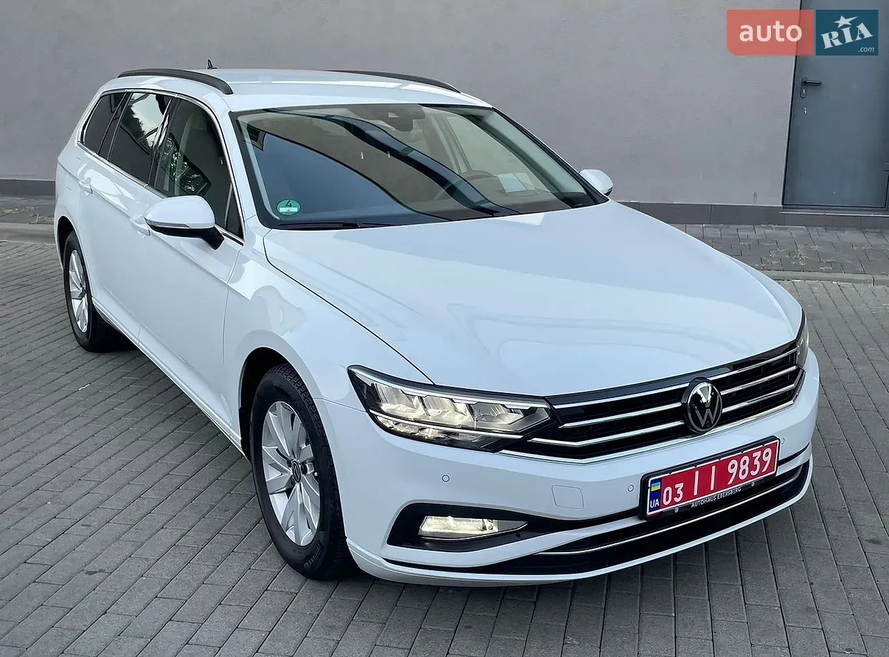 Volkswagen Passat 2023 photo 4