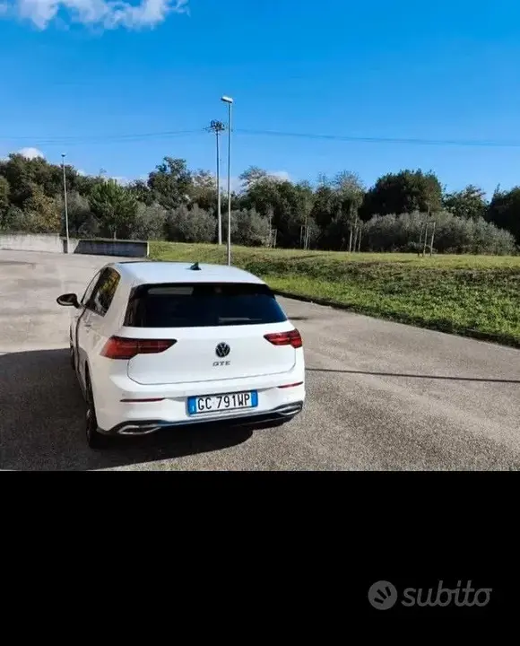 Volkswagen Golf Gte 2021 photo 2
