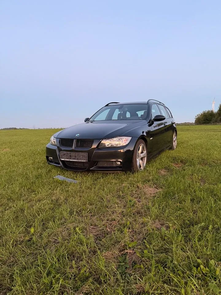 BMW E91 318I